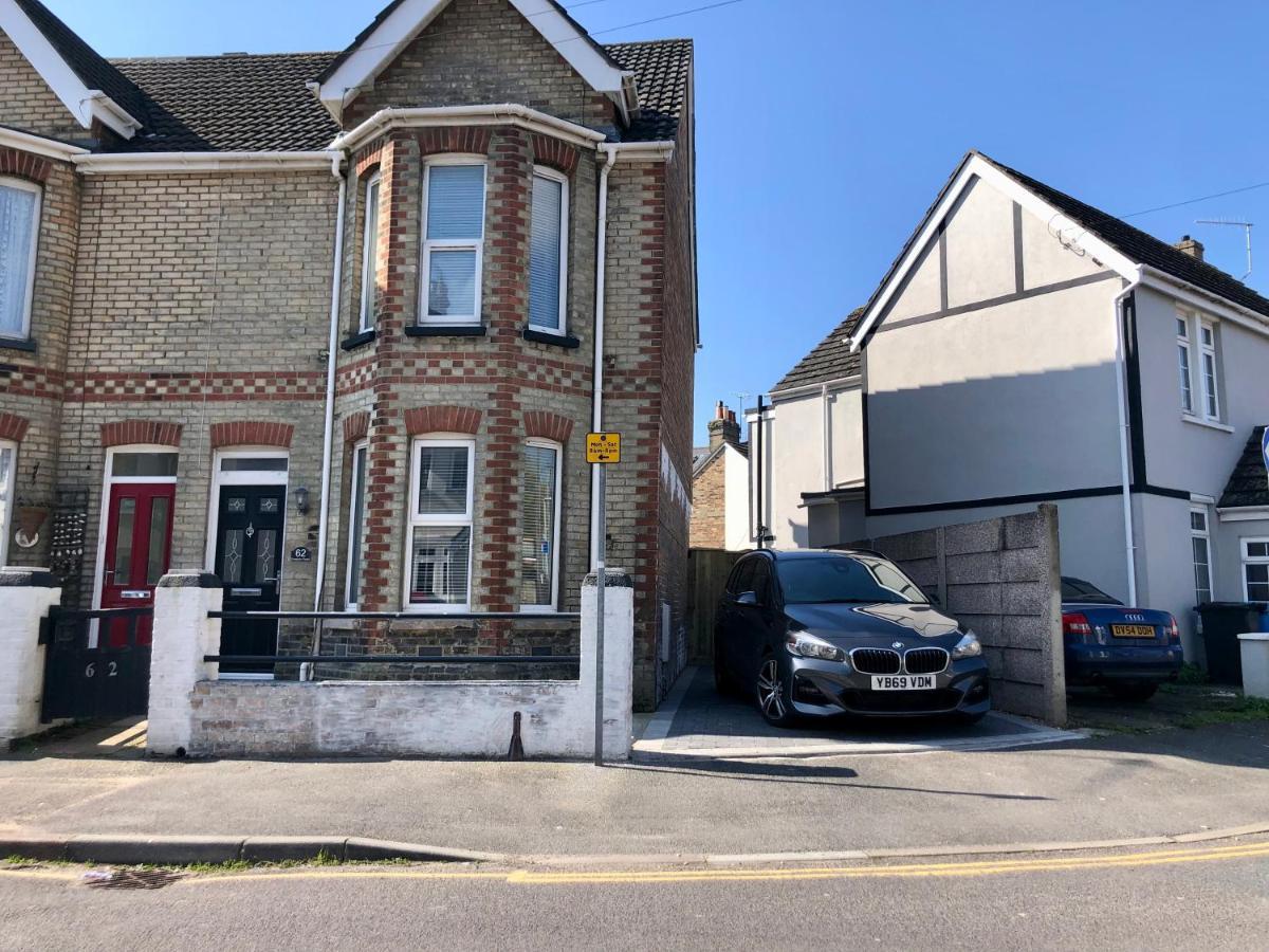 Villa House With Parking, Short Stroll To Quay, Shops And Restaurants Poole Esterno foto